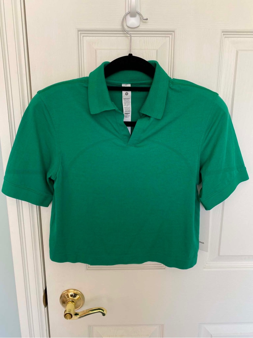 Lululemon Women's Green Swiftly Tech Polo Crop Top